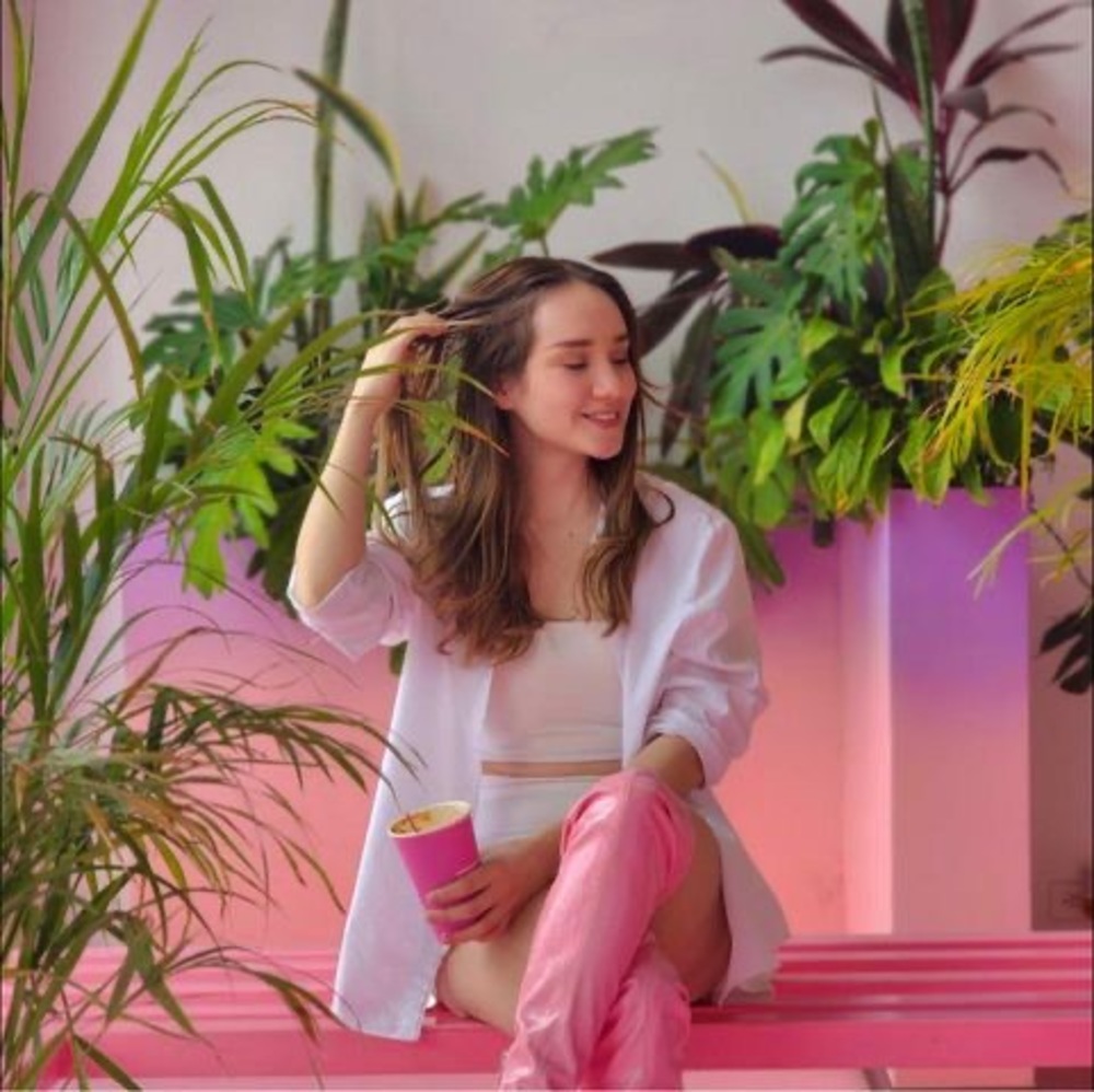 Meet your Posher, Jessica